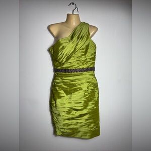 Monique Lhuillier One Shoulder Cationic Chiffon Green Dress in size 10